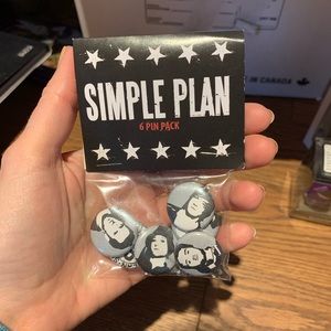 Simple Plan Vintage Button Set